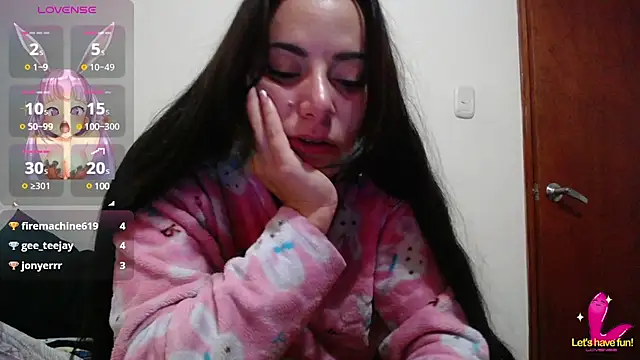 Snapshot of sofi_66 chatting on 03/21/25, 06:38 sofi 66 online show from 03/21/25, 06:38