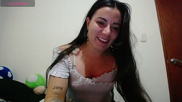 Snapshot of sofi_66 chatting on 03/18/25, 02:51 sofi 66 online show from 03/18/25, 02:51