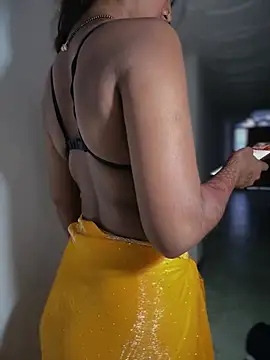 Snapshot of DiyAsingHh chatting on 03/27/26, 12:30 DiyAsingHh online show from 03/27/26, 12:30