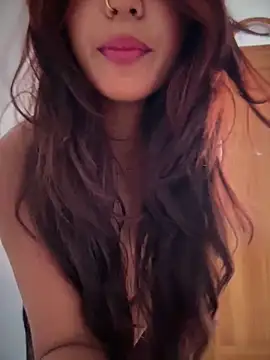 Snapshot of DiyAsingHh chatting on 02/10/26, 01:37 DiyAsingHh online show from 02/10/26, 01:37