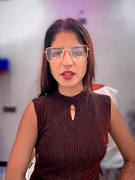 Snapshot of DiyAsingHh chatting on 11/05/25, 12:03 DiyAsingHh online show from 11/05/25, 12:03