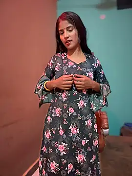 Snapshot of DiyAsingHh chatting on 03/22/25, 04:03 DiyAsingHh online show from 03/22/25, 04:03