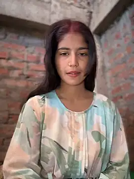 Snapshot of DiyAsingHh chatting on 03/04/25, 03:33 DiyAsingHh online show from 03/04/25, 03:33