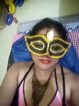 Snapshot of Babydoll_18 chatting on 10/19/25, 08:33 Babydoll 18 online show from 10/19/25, 08:33