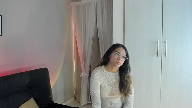 Snapshot of miaa_lux chatting on 10/11/25, 07:48 miaa lux online show from 10/11/25, 07:48