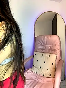 Snapshot of playsecrets chatting on 10/22/25, 12:37 playsecrets online show from 10/22/25, 12:37