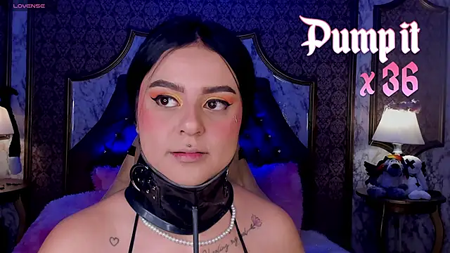 SoffiQueen online show from 02/28/26, 02:06