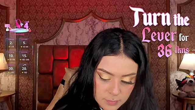 SoffiQueen online show from 01/09/26, 02:57