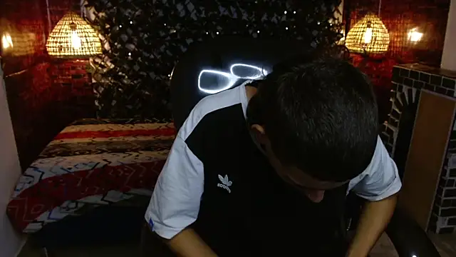 Snapshot of JackSwan18 chatting on 01/16/25, 12:52 JackSwan18 online show from 01/16/25, 12:52