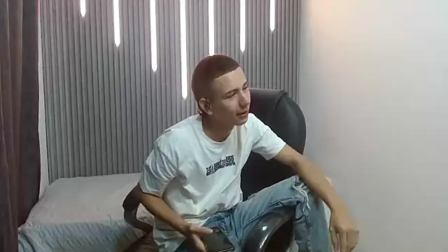 JackSwan18 online show from 03/13/26, 01:16