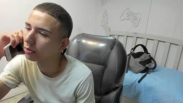 JackSwan18 online show from 12/16/25, 07:40