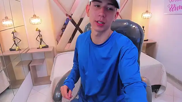 JackSwan18 online show from 11/27/25, 07:58