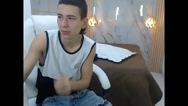 JackSwan18 online show from 06/26/26, 01:28