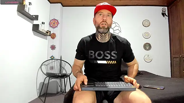 Antoniohot2024 online show from 11/04/25, 12:09