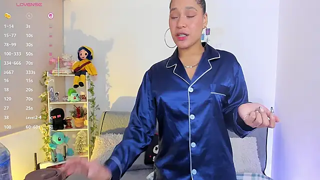 natty romanof 18 online show from 02/09/26, 10:46