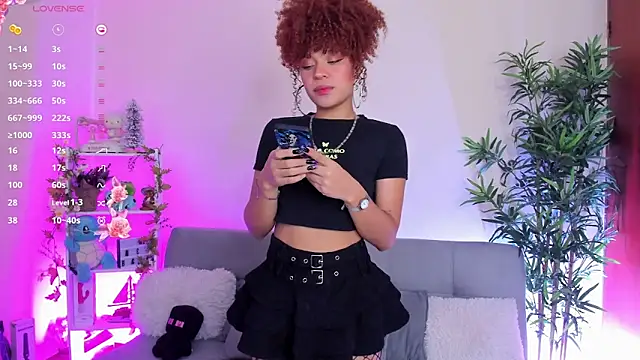 natty romanof 18 online show from 02/28/25, 12:31