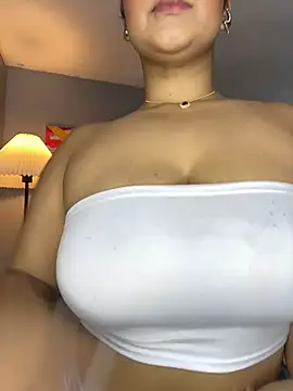 Shenoa1 online show from 10/31/25, 02:13