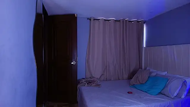 Shenoa1 online show from 10/20/25, 11:55