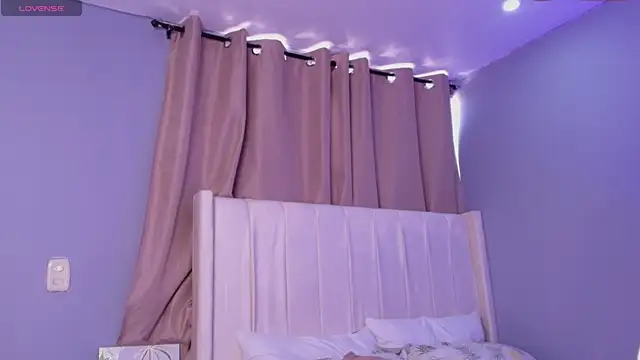 Shenoa1 online show from 11/16/25, 02:11