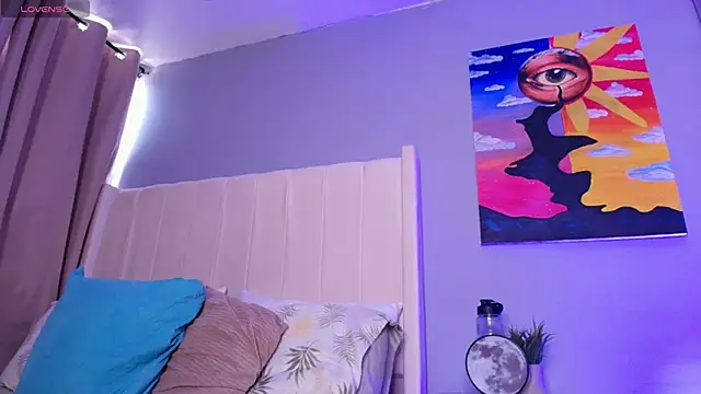 Shenoa1 online show from 10/10/25, 07:36