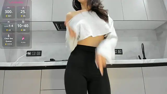 Mia Meow  online show from 11/06/25, 08:24