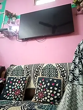 heenage online show from 02/10/26, 04:22