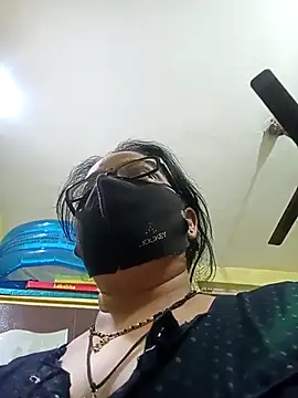 Snapshot of heenage chatting on 03/01/25, 04:33 heenage online show from 03/01/25, 04:33