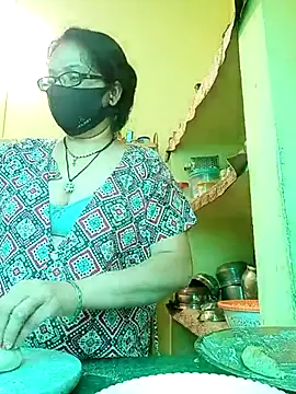 Snapshot of heenage chatting on 03/18/25, 05:56 heenage online show from 03/18/25, 05:56