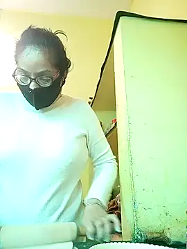 heenage online show from 01/15/26, 06:28