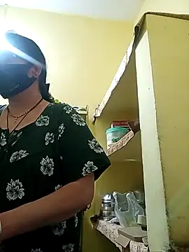 Snapshot of heenage chatting on 03/02/25, 02:15 heenage online show from 03/02/25, 02:15