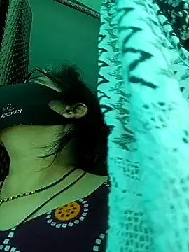 Snapshot of heenage chatting on 03/11/25, 09:24 heenage online show from 03/11/25, 09:24