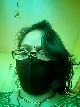 Snapshot of heenage chatting on 02/12/25, 03:29 heenage online show from 02/12/25, 03:29