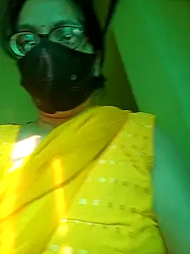 heenage online show from 04/12/26, 02:48