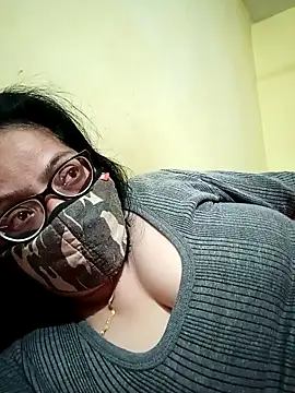 heenage online show from 11/21/25, 01:04