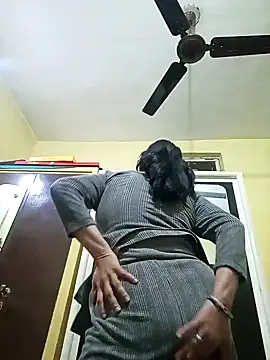 Snapshot of heenage chatting on 02/07/25, 04:56 heenage online show from 02/07/25, 04:56