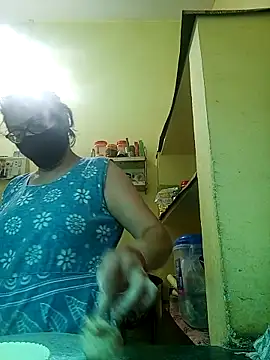 heenage online show from 03/29/26, 05:31