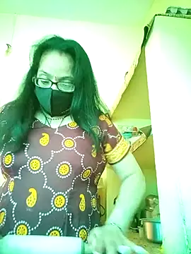 Snapshot of heenage chatting on 03/11/25, 05:35 heenage online show from 03/11/25, 05:35