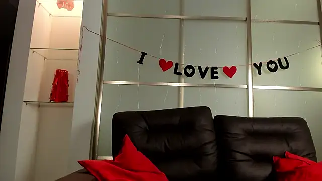 Emma Flin online show from 03/10/26, 05:44