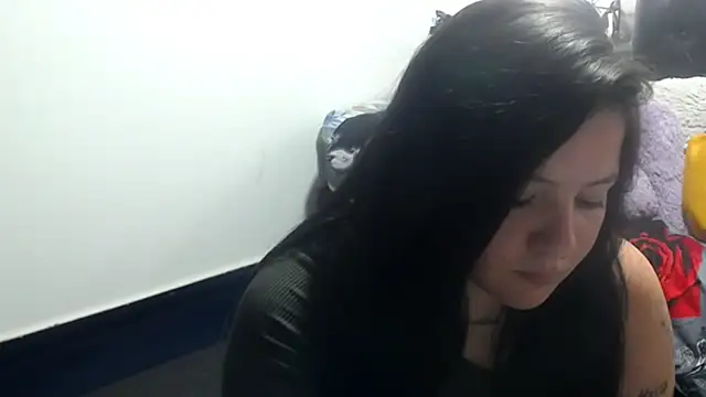 Snapshot of shopyymessyy chatting on 01/29/25, 03:47 shopyymessyy online show from 01/29/25, 03:47