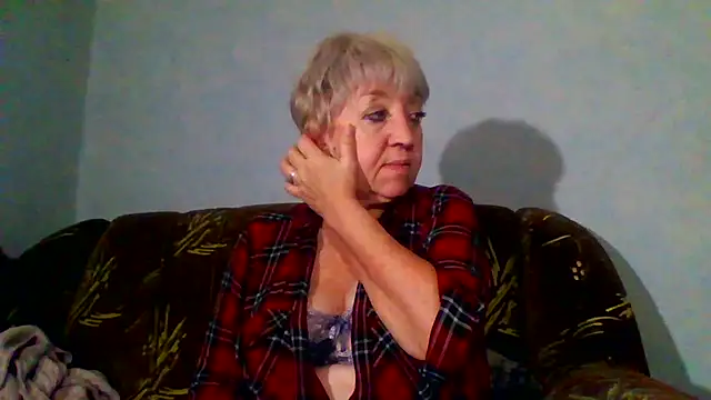 AnjelElinor online show from 10/09/25, 06:58