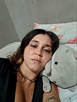 luuhcat09 online show from 02/12/26, 04:18