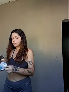 luuhcat09 online show from 11/26/25, 04:51