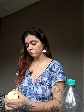 luuhcat09 online show from 11/24/25, 06:52