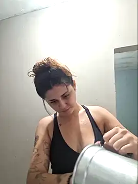 luuhcat09 online show from 12/05/25, 01:05