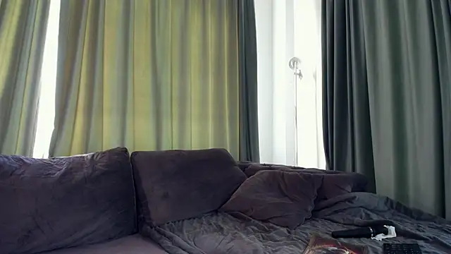 LaraStone69 online show from 05/16/26, 06:45