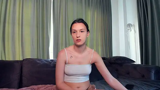 LaraStone69 online show from 06/20/26, 05:45