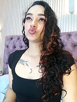 EMILYY FOXY online show from 11/27/25, 07:14