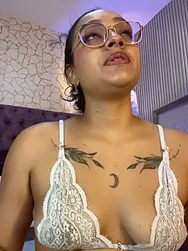 EMILYY FOXY online show from 07/09/26, 07:02