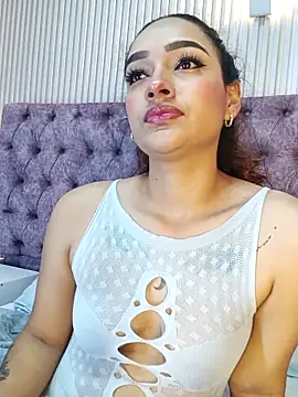 EMILYY FOXY online show from 09/20/25, 08:03