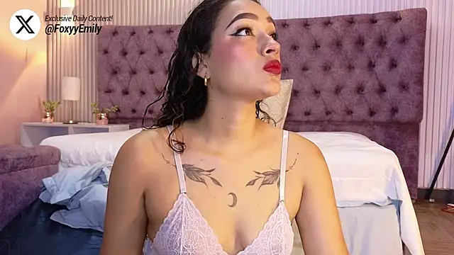 EMILYY FOXY online show from 11/14/25, 07:17